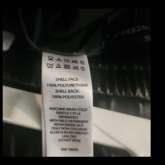 Skirt - Picture 2 of 5